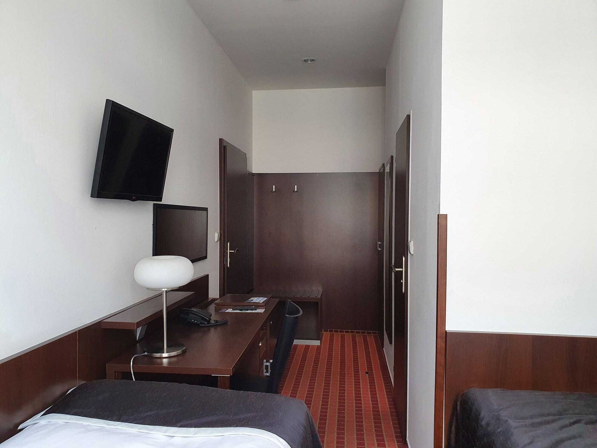 Royal Plaza 3* Praha